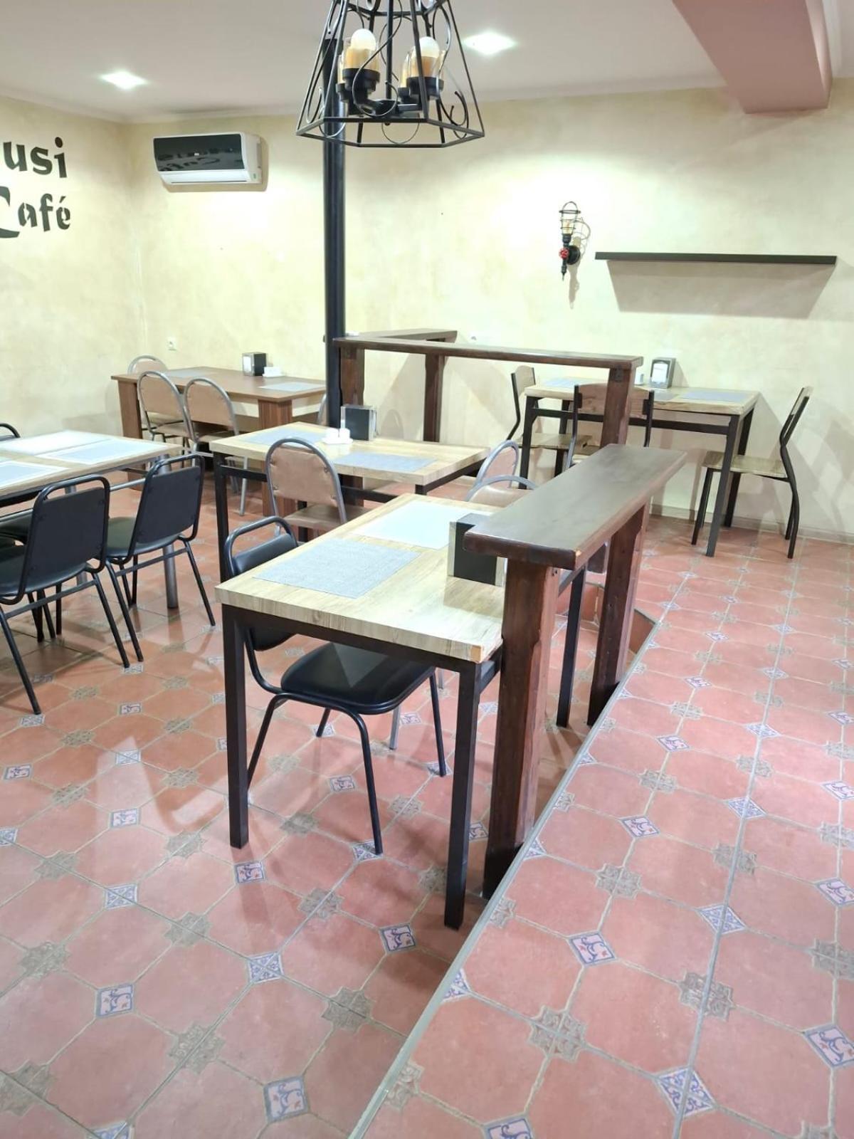 Hotel Alaverdi Palace تبليسي المظهر الخارجي الصورة