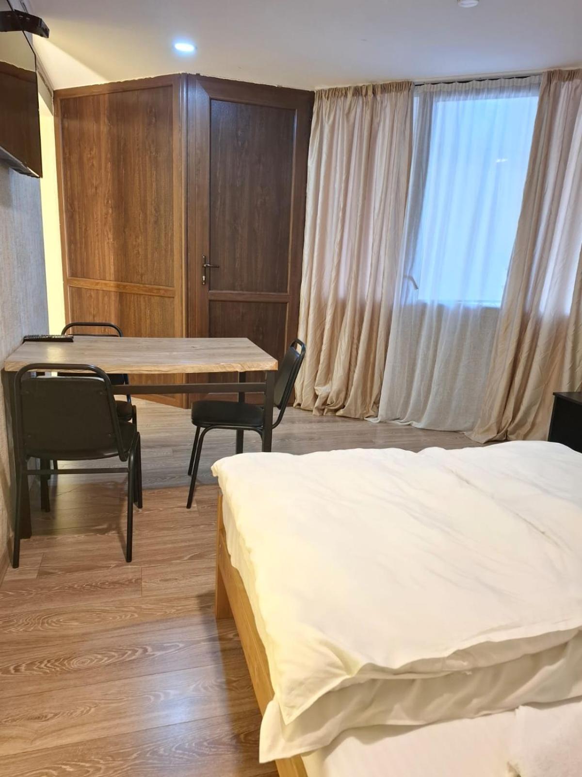 Hotel Alaverdi Palace تبليسي المظهر الخارجي الصورة